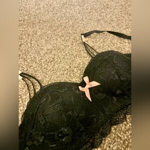 BLACK CUTE BRA